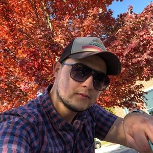 Meet your Posher, Cristian